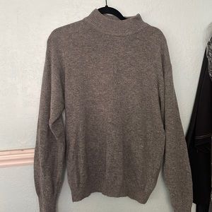 BRANDY MELVILLE MOCK NECK